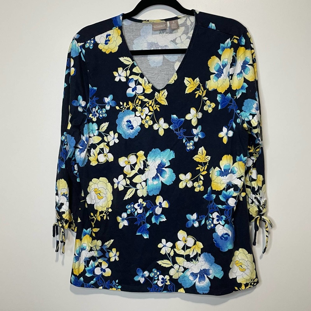 Chico's Women's Floral Vneck Blouse size 3
